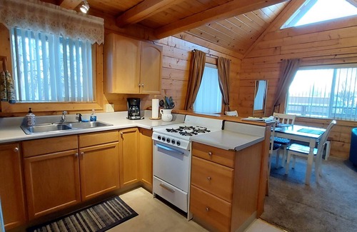 Fishhook Cabin | Hatcher Pass Cabins