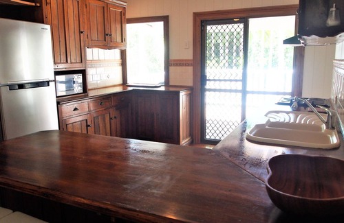 Toogoom House | Hau'oli House @ Coco Palms Coastal Retreat, Toogoom Beach