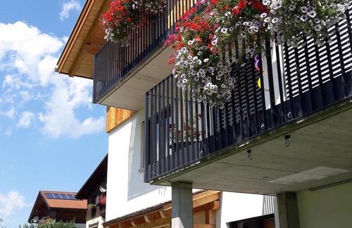 Gortipohl Apartment | Haus Carmen, family-friendly 4 Edelweiss holiday apartment with BergePlus program