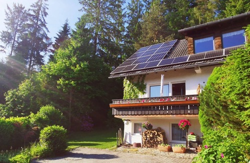 Eppenschlag Apartment | "Haus Daxberg" idyllisch gelegen im Bayerischen Wald - Ferienwohnung mit Zimmer Küche Bad