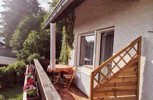 Eppenschlag Apartment | "Haus Daxberg" idyllisch gelegen im Bayerischen Wald - Ferienwohnung mit Zimmer Küche Bad