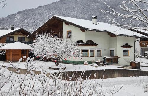 Weissenbach am Lech Apartment | Haus Gaichtspitzblick