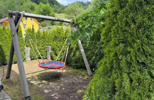 Anger House | Haus Leiner