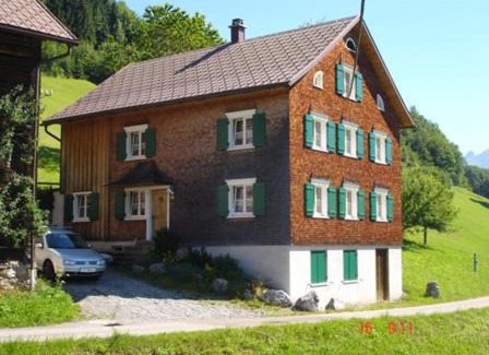 Blons House | Haus Sücka