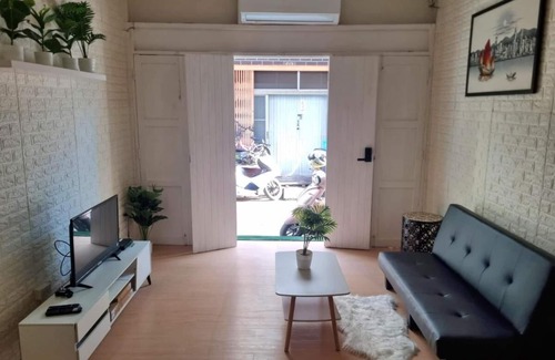 Yan Nawa House | Haus Sathorn Pier