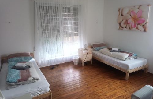 Kleinostheim Apartment | Haus Theresia