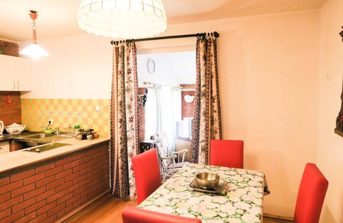 Cardacani Apartment | Haus Viktoria - Somewhere Special.