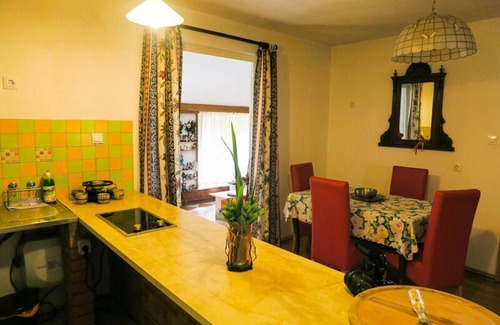 Cardacani Apartment | Haus Viktoria - Somewhere Special.