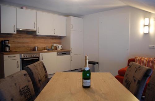 Elbigenalp Apartment | Haus Waldrast