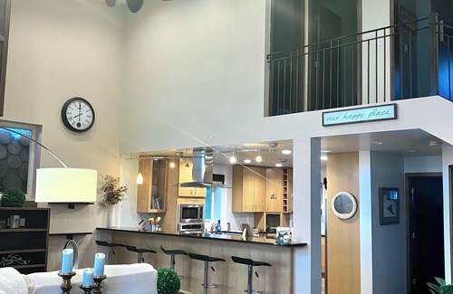 Helena House | Hauser Lake Waterfront-Direct access and amazing VIEWS