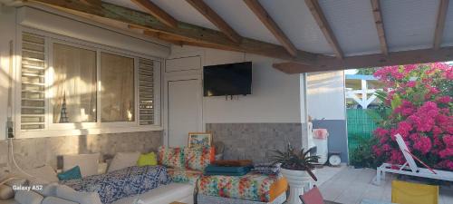 Anse-Bertrand Apartment | Haut de villa agréable et paisible climatise, wifi