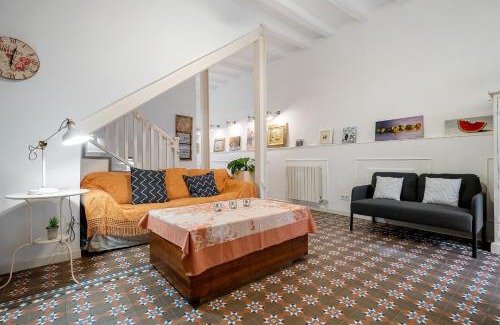 Calella House | Hauzify I Casa d'Anselm Clavé