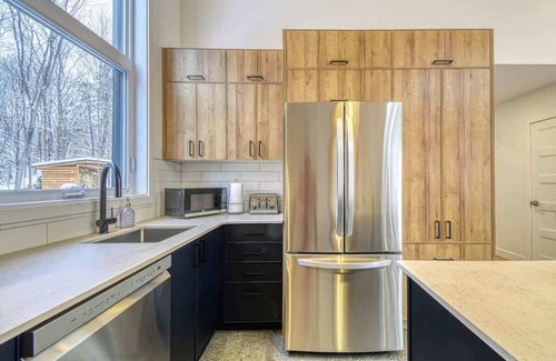 Amherst House | Haven of Peace Tremblant Spa 12p.