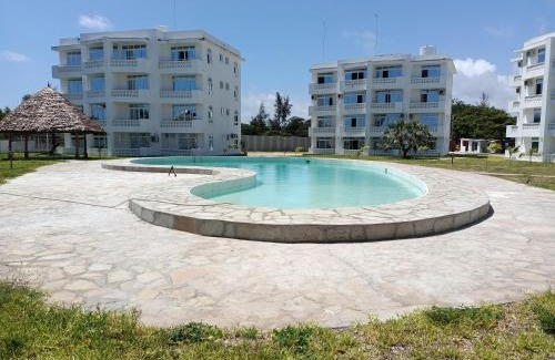 Malindi Apartment | HavenHouse Kijani - 1 Bedroom Beach Apartment with Swimming Pool