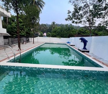 Athirapally House | Haveninn