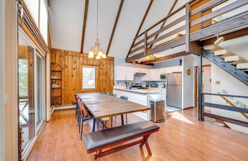 Woodsville House | Haverhill Mtn Retreat: Hike, Ski, Relax in Hot Tub