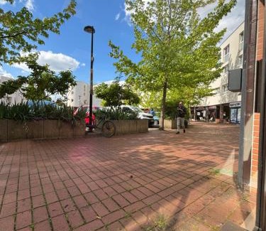 Montigny-le-Bretonneux Apartment | Havre de paix