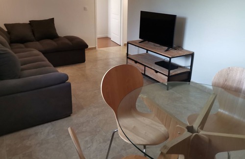 Mornas House | Havre de Paix au Coeur des Vignes