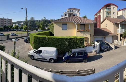 Bourgoin-Jallieu House | Havre de Paix