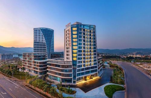 Jinghong Hotel | Hawthorn by Wyndham Jinghong Mengyang