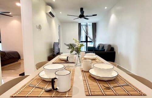 Ara Damansara Apartment | HD 1-8pax 2K1Q beds Ara Damansara near Subang Airport