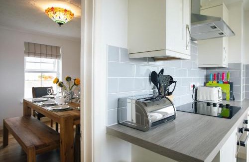 Lydstep House | Headlands House - Uk6739