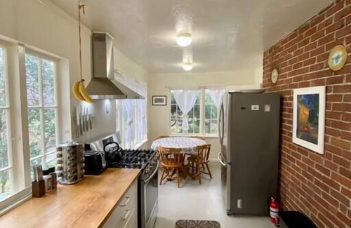 Eastsound House | HEART OF EASTSOUND - ENTIRE HOME (NEW LISTING)