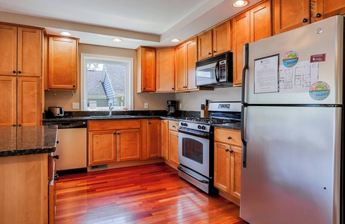 Honeoye Cottage | Heart of Honeoye: A Modern Honeoye Lakefront Getaway!