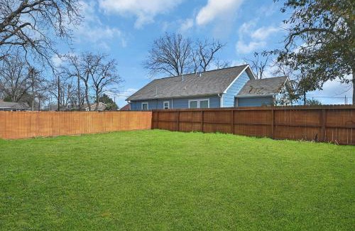 Northside House | *Heart of Houston* Pet friendly/14ppl/4br/2.5b