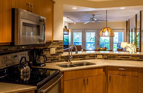 Historic Seaport Condo | Heart of Key West - 2BR Waterfront at the Galleon Resort