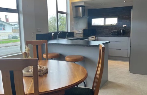 Invercargill House | Heart of Windsor