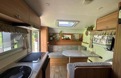 Heidelberg Apartment | Heated Caravan with all the trimmings