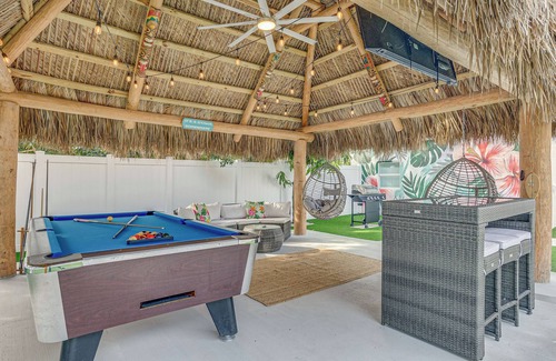 Juno Ridge Cottage | Heated Pool + Backyard: North Palm Beach Retreat!
