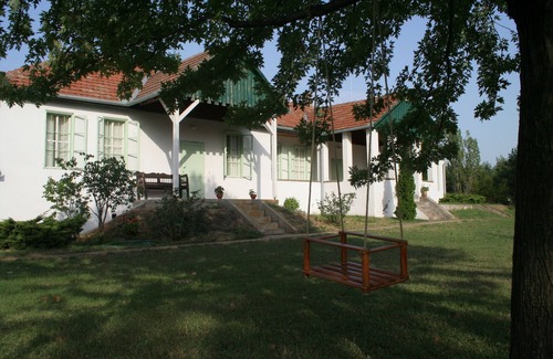 Tabdi Cottage | Hegedus Cottage located in a very quiet place