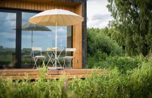 Karniewek Cabin | hejHUS w Strzyżach