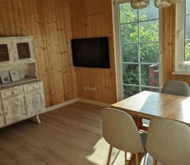 Schleusegrund House | Hellaberg IV Ferienhaus am Waldrand mit Sauna & großer Terrasse