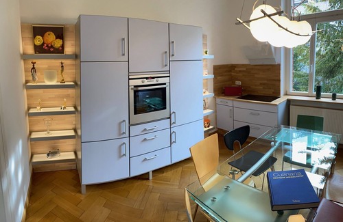 Bruhlervorstadt Apartment | Helsinki Apartment Erfurt 1