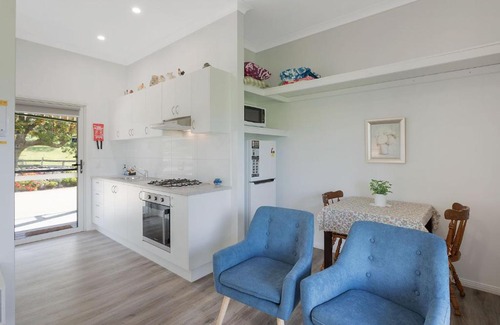 Central Tilba House | Henkley Cottage 3 Ezekiel