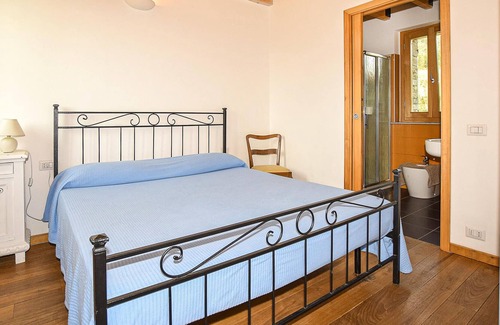 Castelletto d'Erro House | Here we are talking about a huge estate with private pool and magnificent views of the hilly landsca