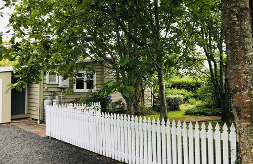 Katikati Cottage | Heritage Character Cottage