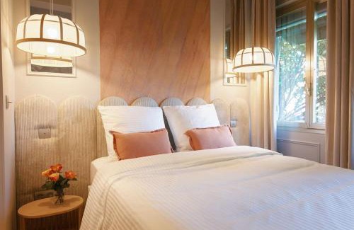 15th Arrondissement Apartment | Hermes Room - Duke Housing