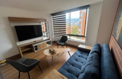Medellin Apartment | Hermoso y Acogedor Apartamento en la 80