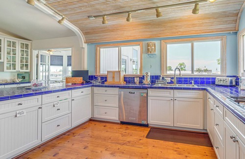 Spring Hill House | Hernando Beach Home on Dolphin Cove: Dock & Kayaks