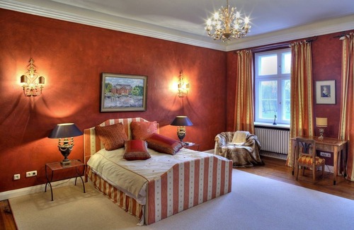 Osdorf Hotel | Herrenhaus Borghorst