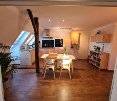 Breiholzfahre Apartment | Herrlicher Nord und Süd-Blick direkt am Nord-Ostsee-Kanal