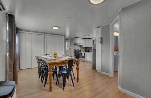 Mount Aetna House | Hershey Retreat | Pool, Spa, Sauna, Plunge, & Pond