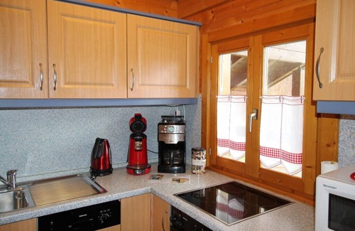 Stamsried Apartment | Herzlich Willkommen in der komfortablen, tierfreundlichen 3-Sterne Blockhaushütte