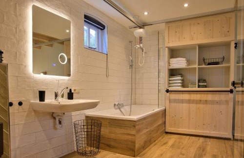 Municipality of Opmeer House | Het Gouwe Boetje