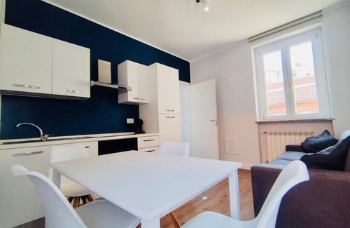 Asti Hotel | HH HERMOSO HOUSING ASTI