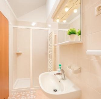 Dobrovo Apartment | Hiša Vanda